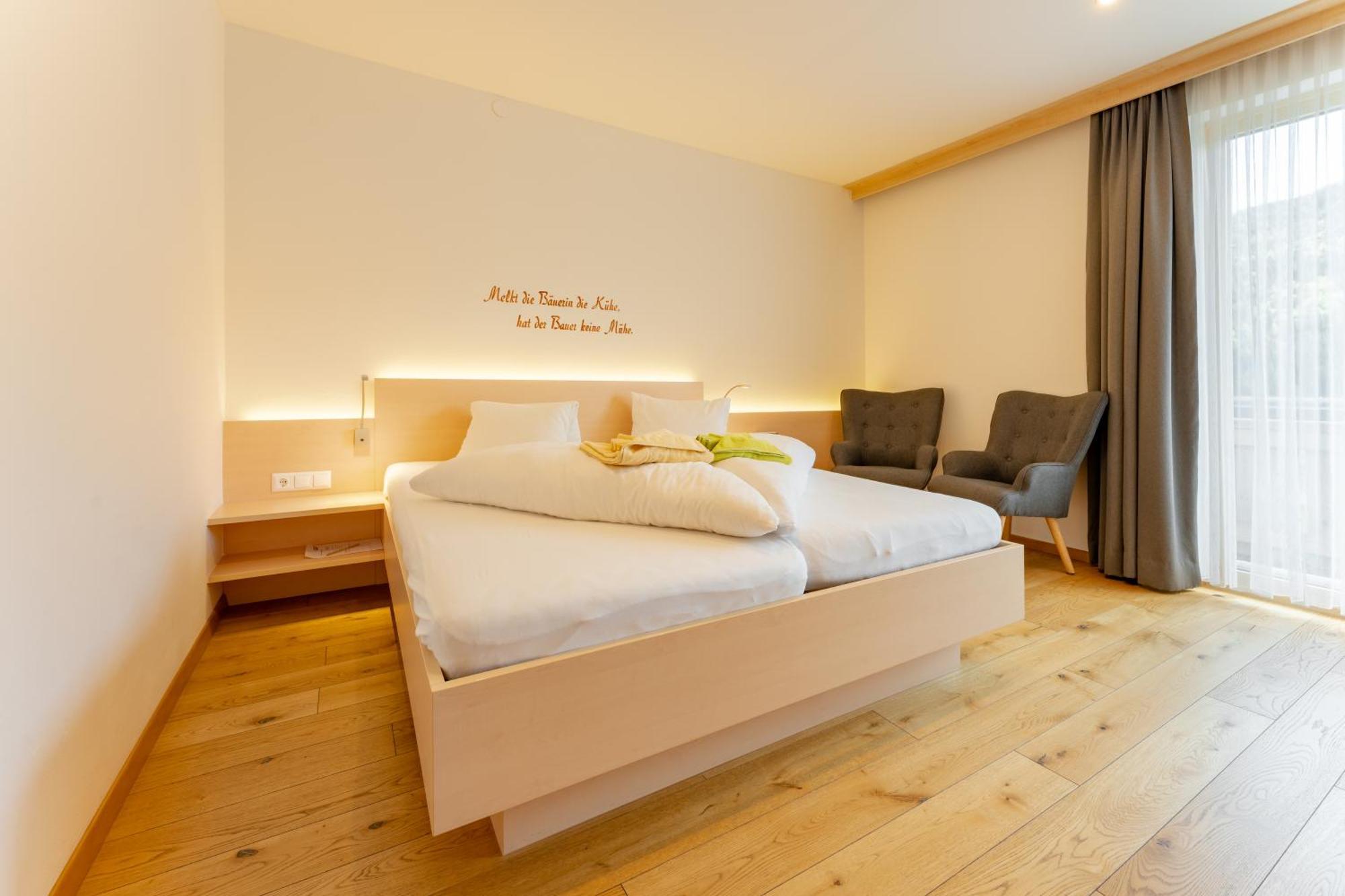 Stampferhof Hotel Weissensee Exterior photo