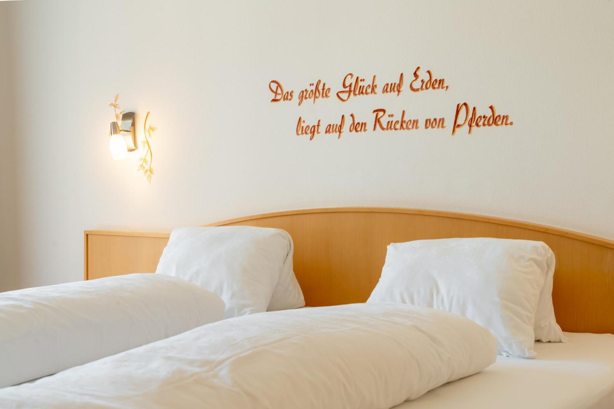 Stampferhof Hotel Weissensee Exterior photo
